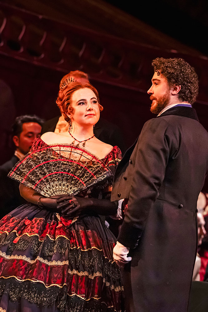 Ellen Pearson performing in La Traviata Ellen Pearson performing in La Traviata